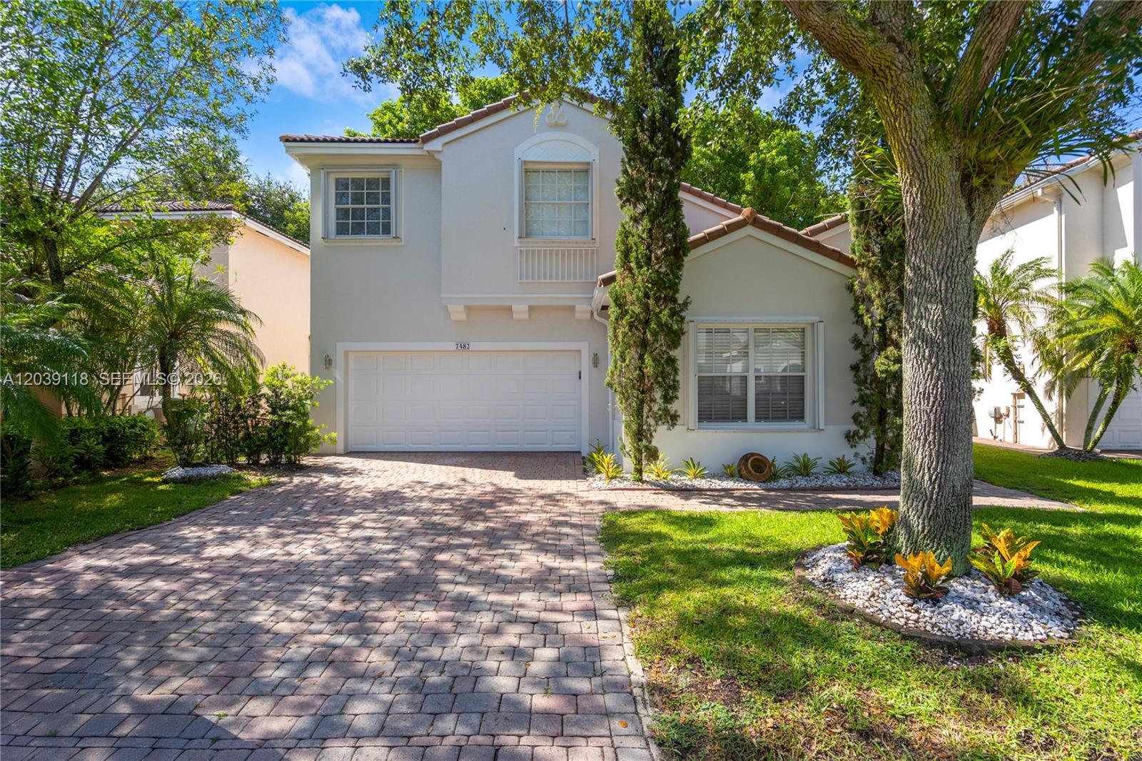 7482 NW 21st Ct, Pembroke Pines FL 33024