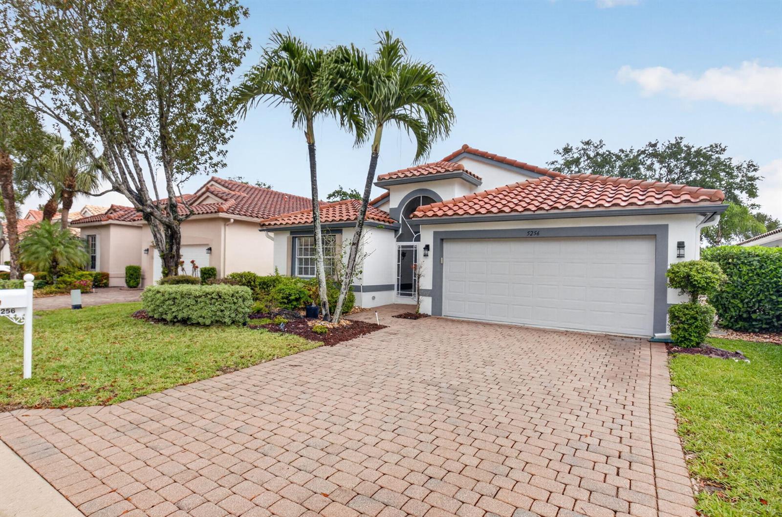 5256 Glenville Drive, Boynton Beach FL 33437 photo 3