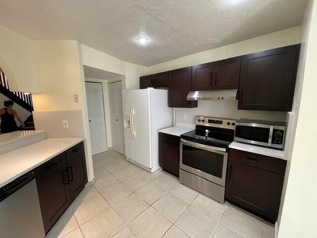 9321 W Sunrise Boulevard, Plantation FL 33322 photo 2