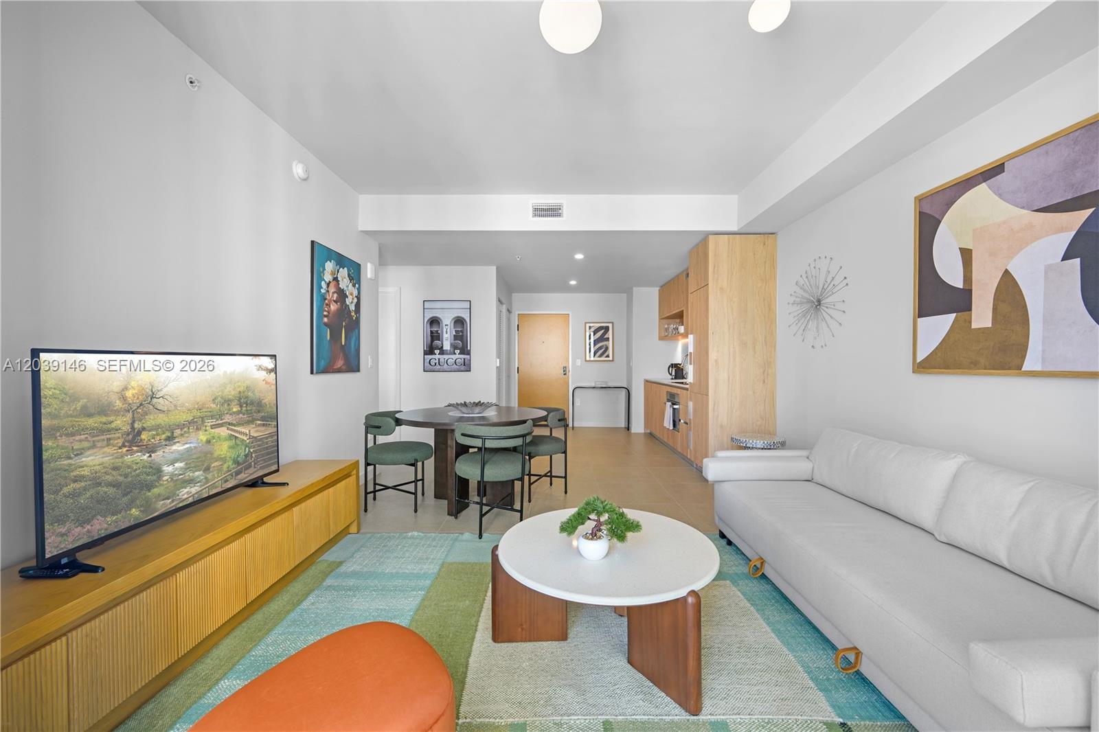11 NE 6th St # 1111, Miami FL 33132 photo 4