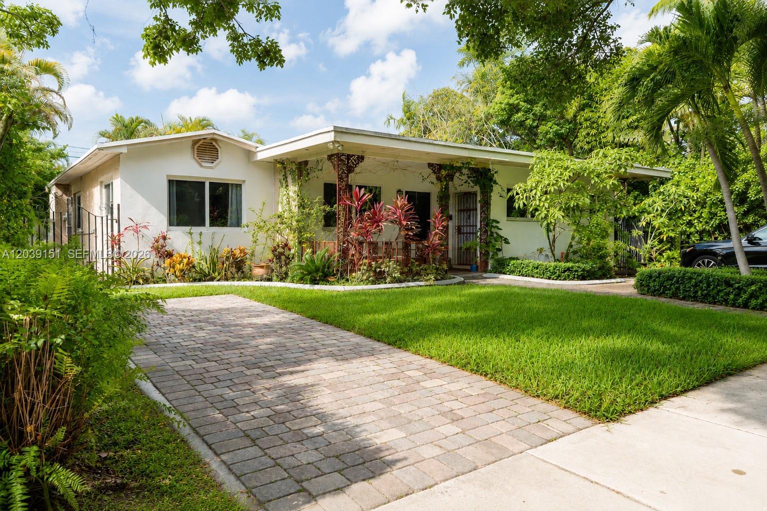 6150 SW 16th Ter, West Miami FL 33155
