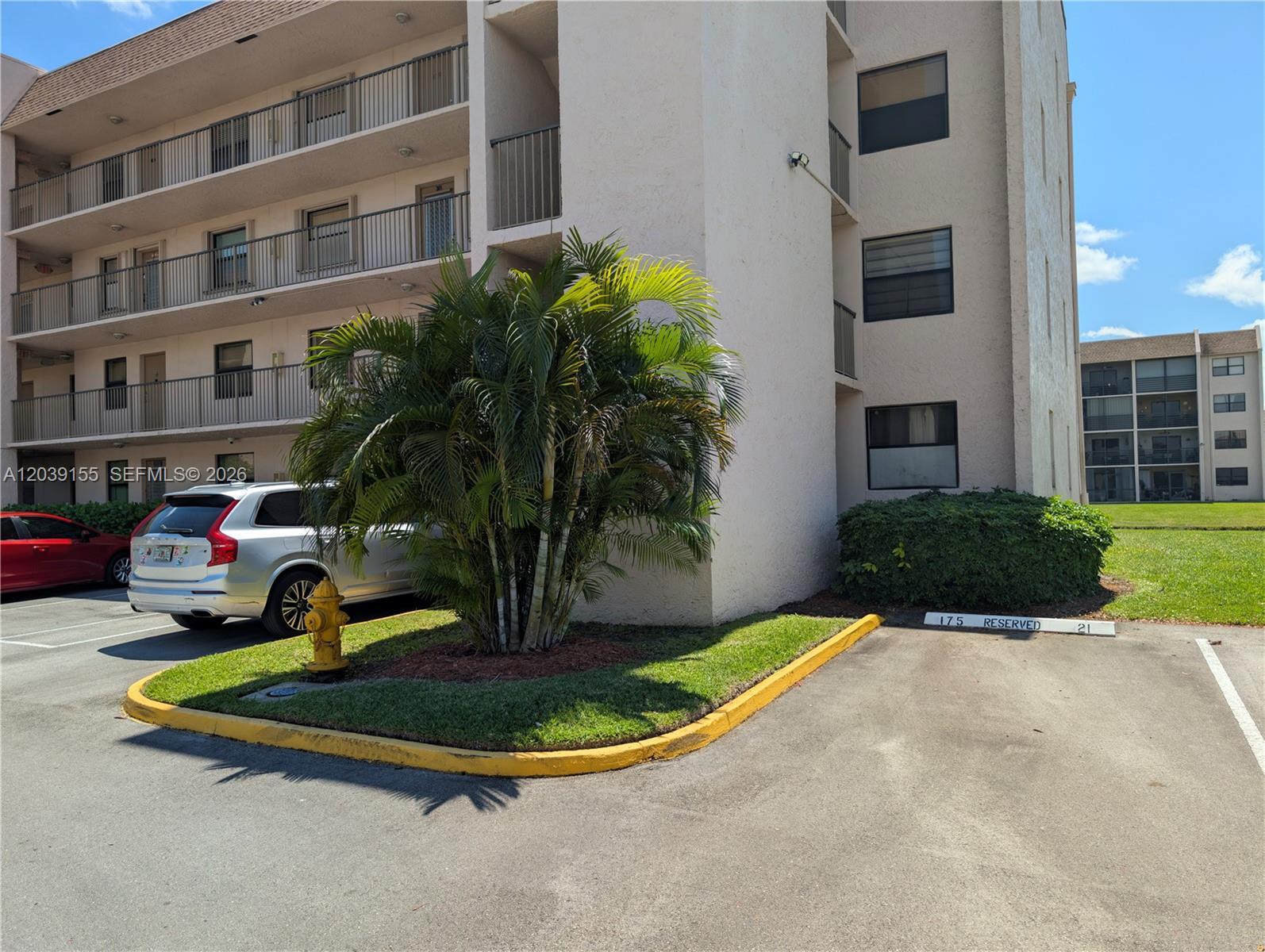 10120 Sunrise Lakes Blvd # 110, Sunrise FL 33322