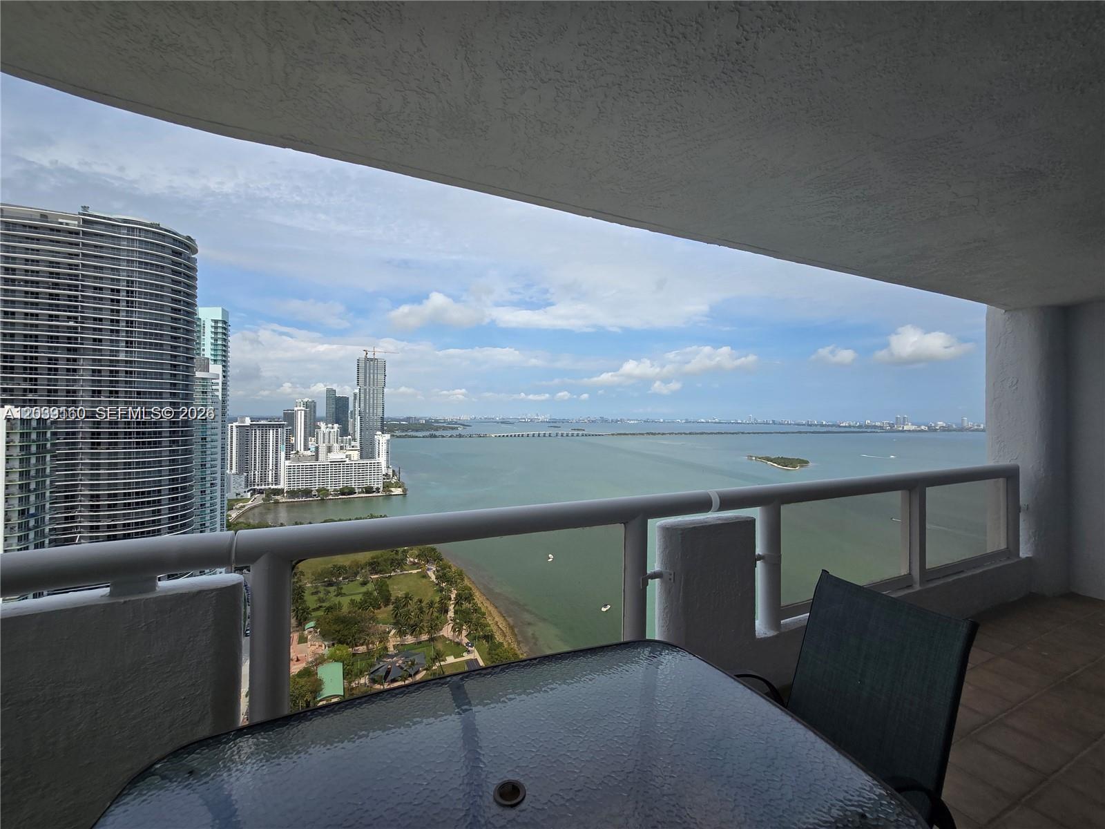 Miami, FL 33132 photo 2