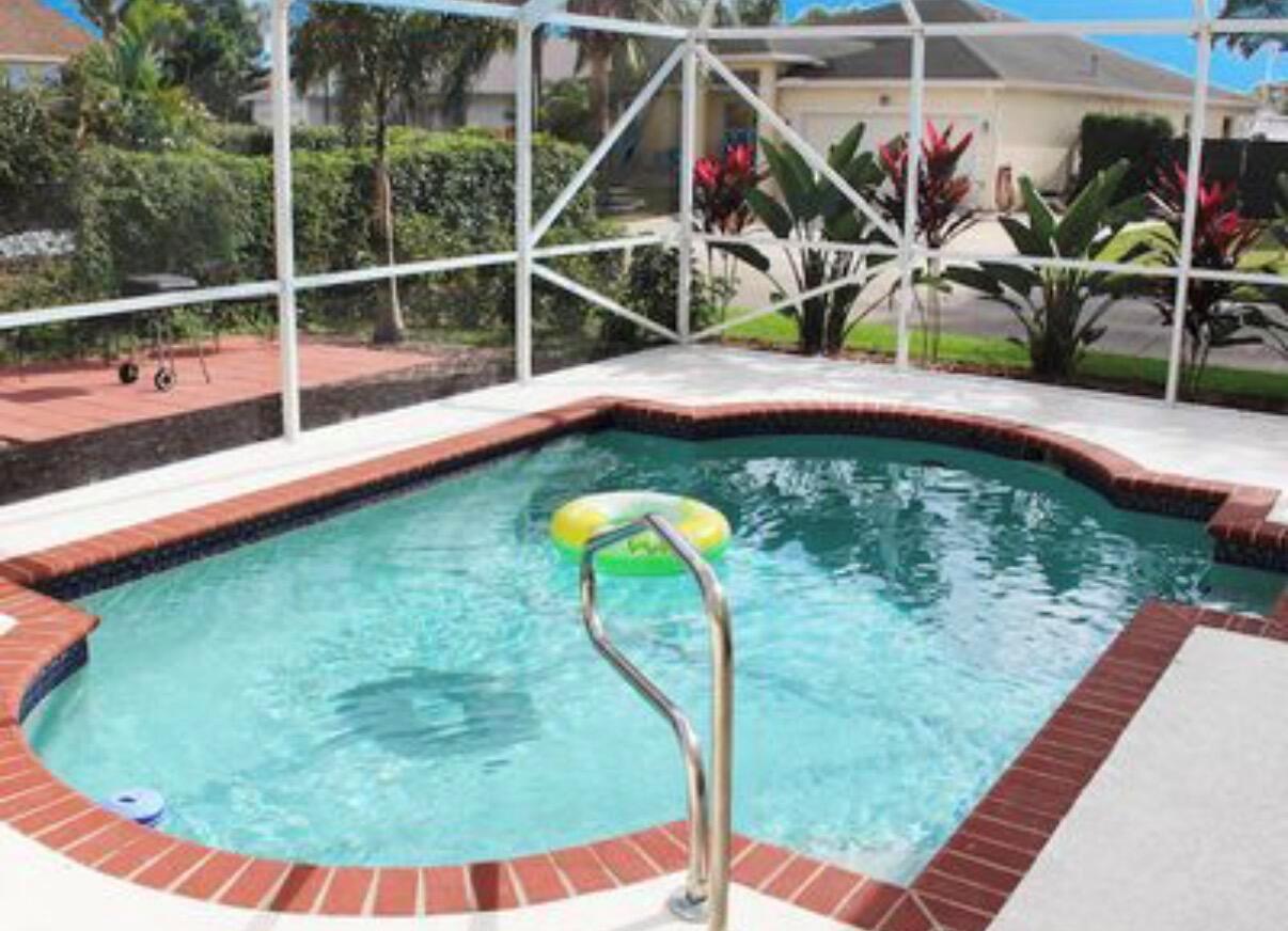 1608 Doral Drive, FL 33413 photo 2