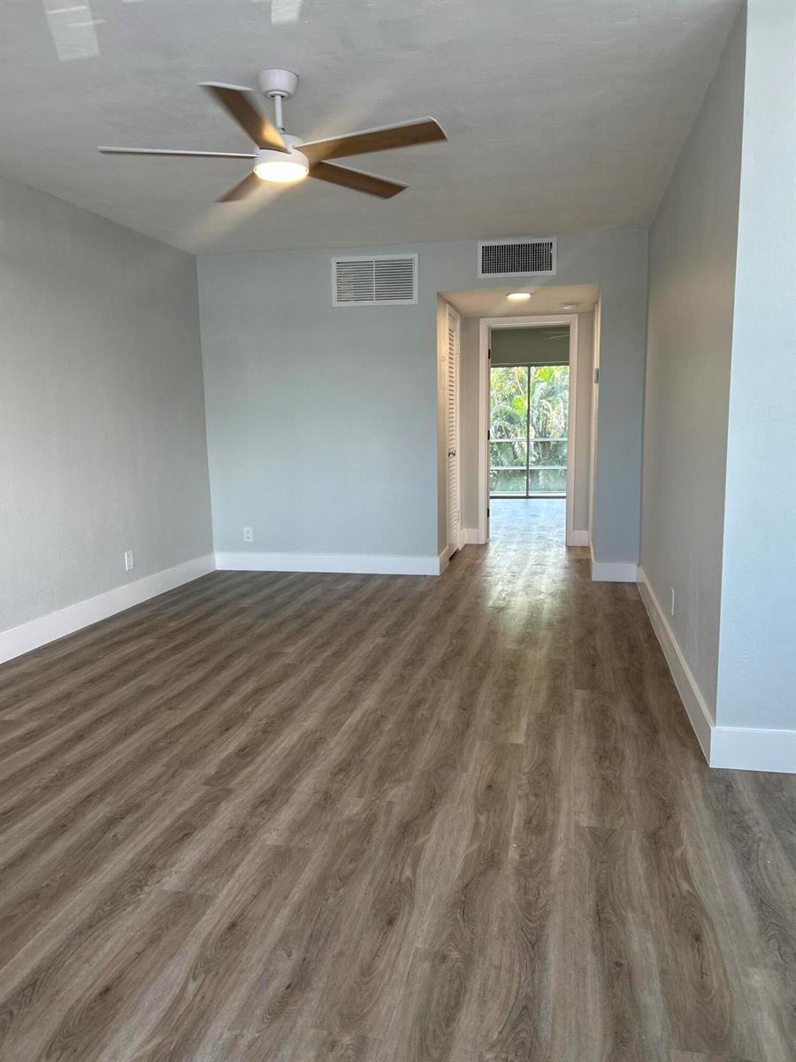 1980 Sunset Avenue # 12, FL 33461 photo 5