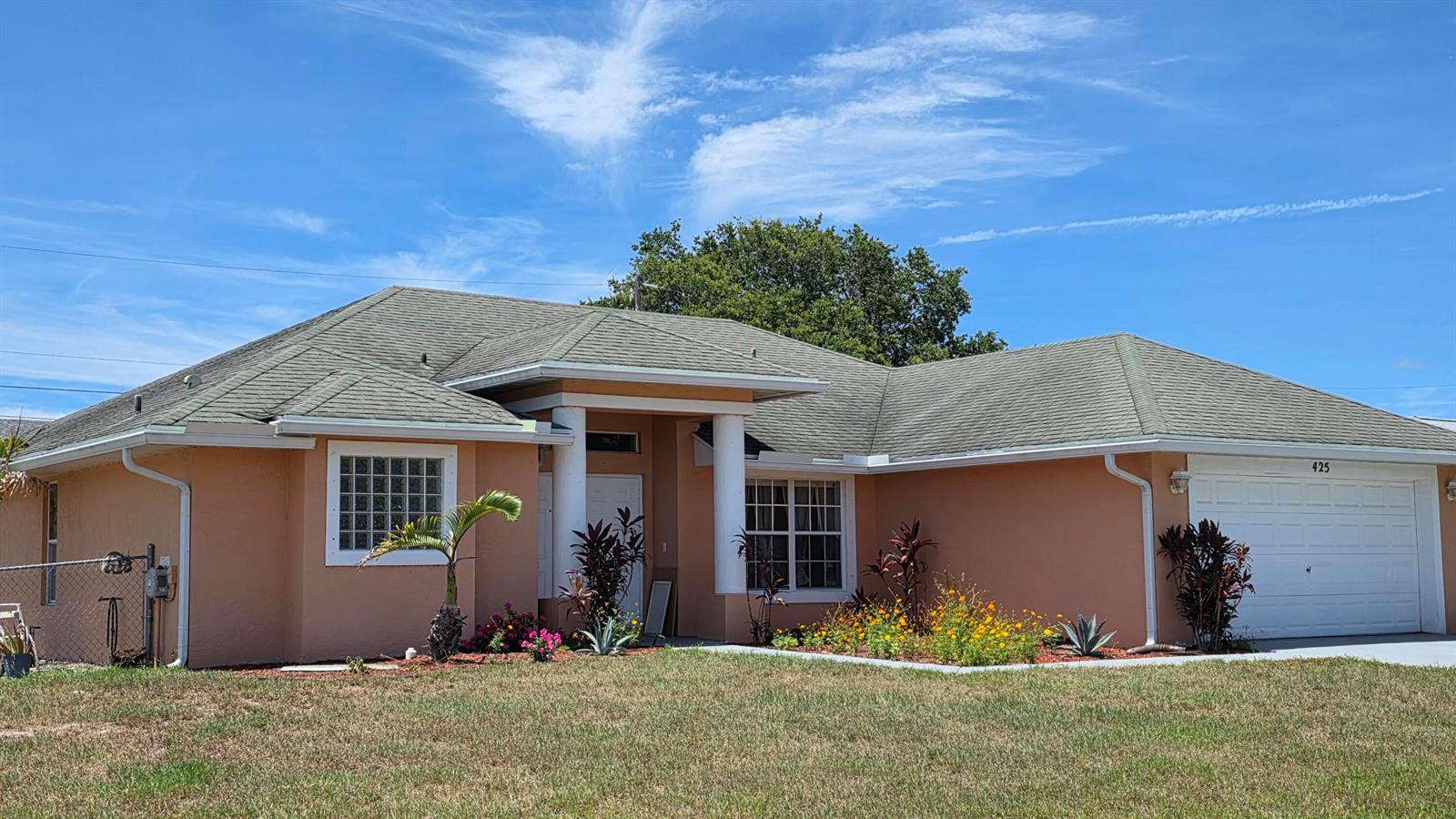425 SW Mccomb Avenue, Port St. Lucie FL 34953