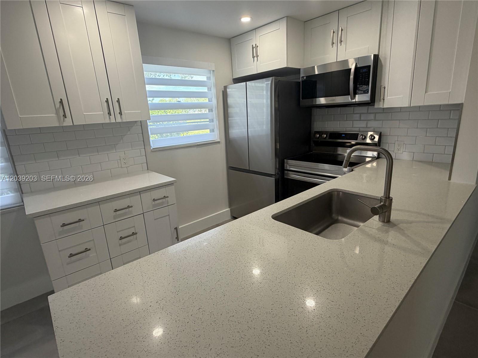 136 Brighton D # 136, Boca Raton FL 33434 photo 2