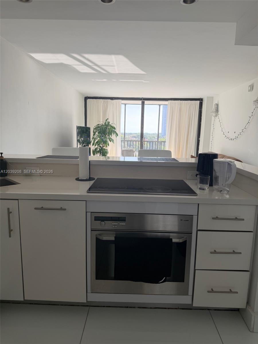 3475 N Country Club Dr # 816, Aventura FL 33180 photo 3