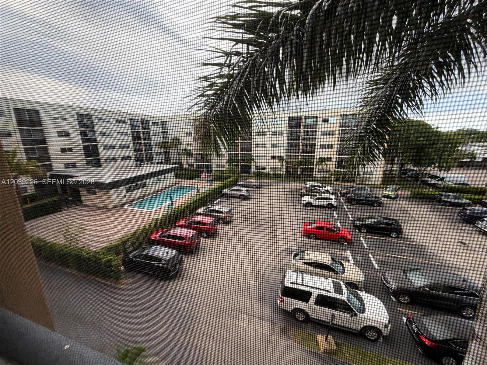 220 SW 9th Ave # 402, Hallandale Beach FL 33009 photo 2