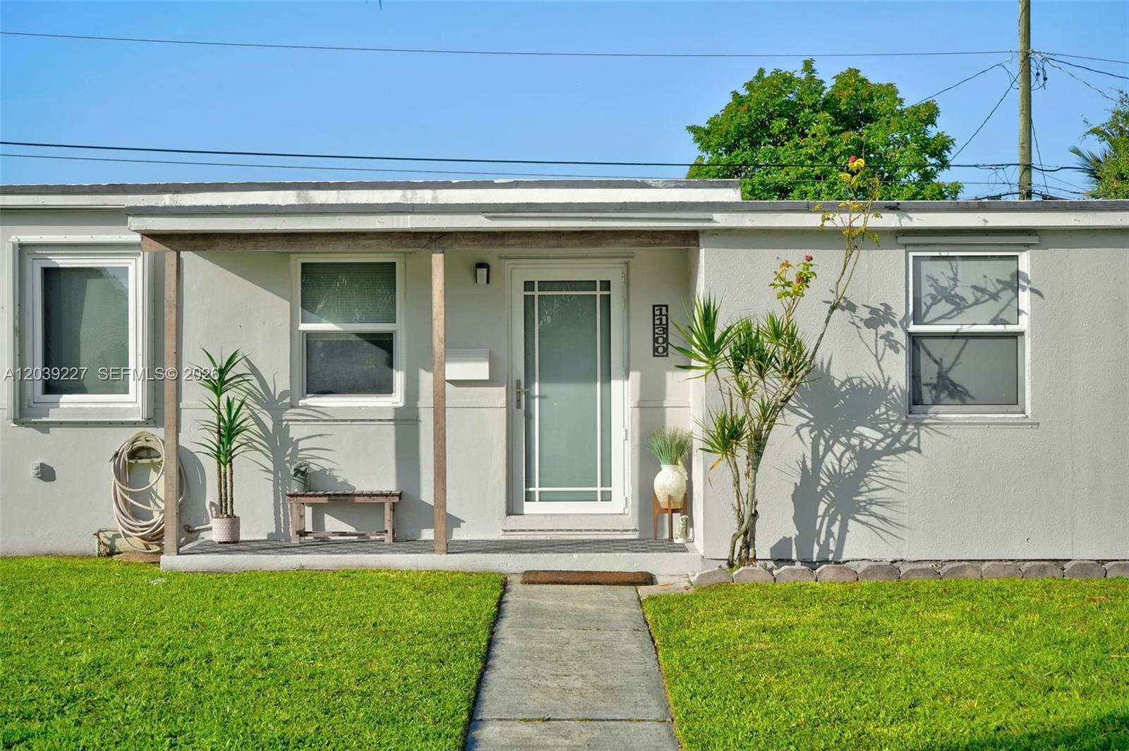 11300 SW 40th St, Miami FL 33165 photo 3