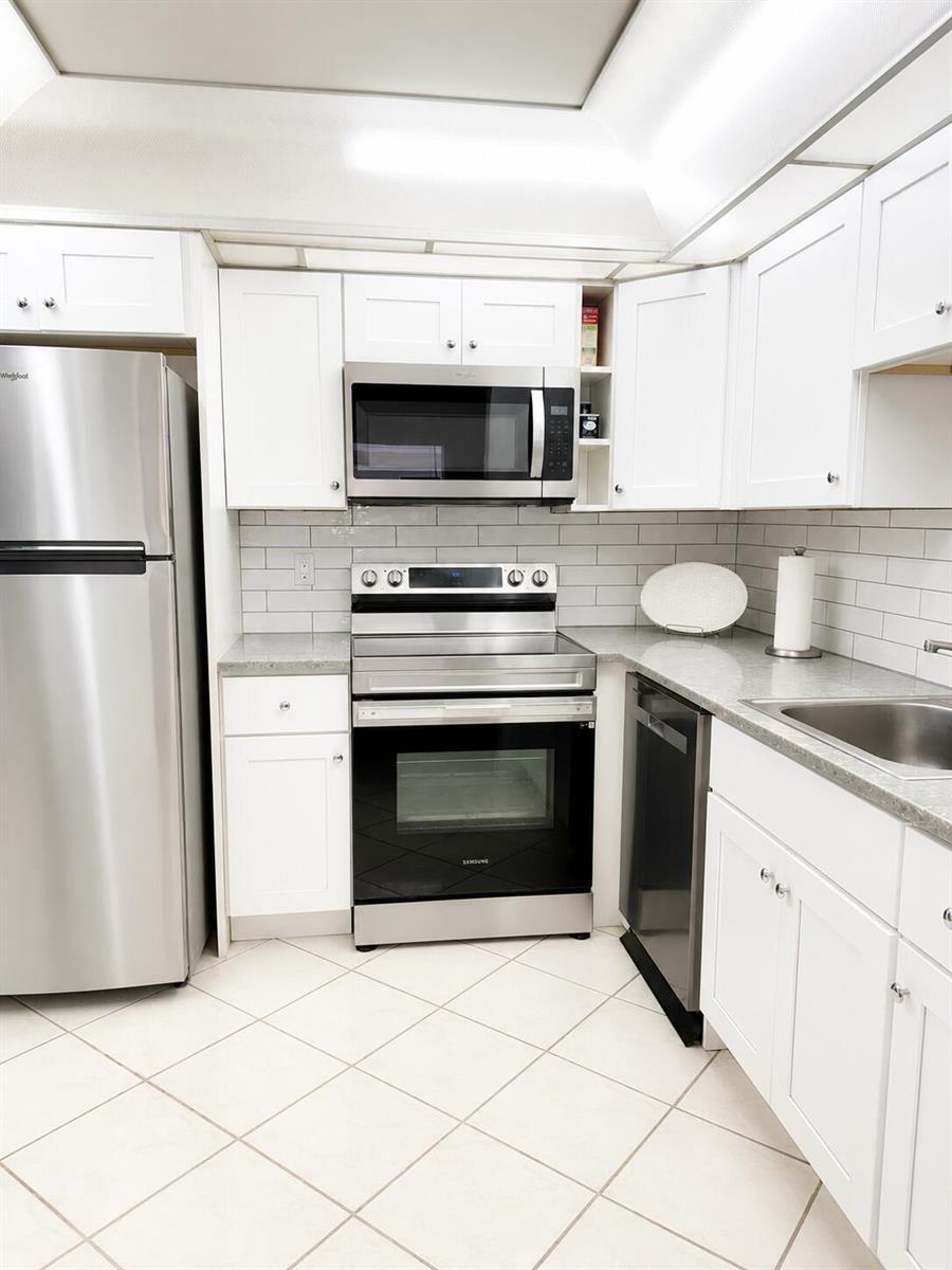6 Brittany A # 6a, Delray Beach FL 33446 photo 3