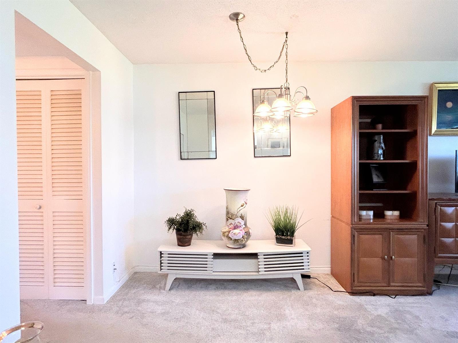 320 Horizons # 103, Boynton Beach FL 33435 photo 4