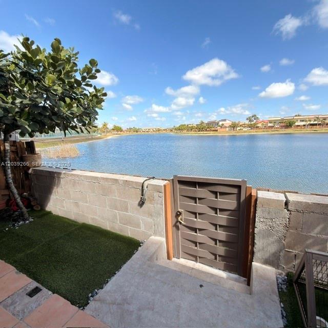 13431 SW 16th Ln, Miami FL 33175 photo 2
