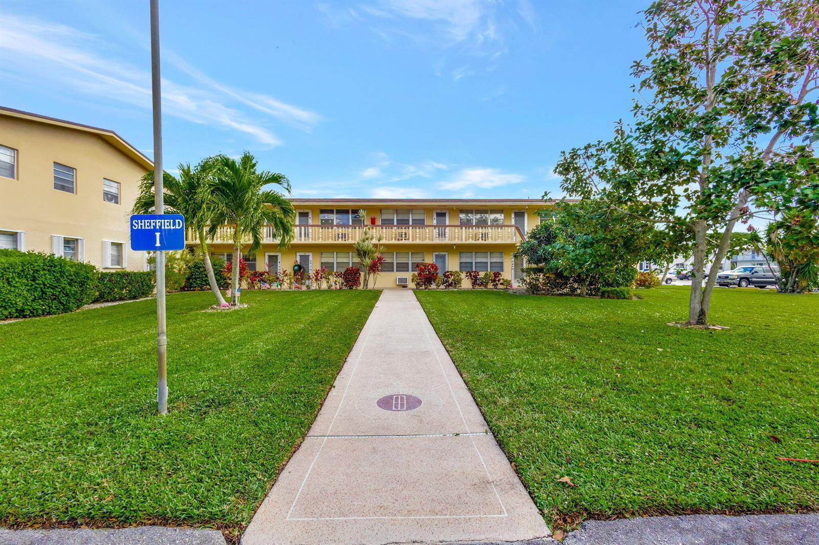 211 Sheffield I, West Palm Beach FL 33417 photo 2