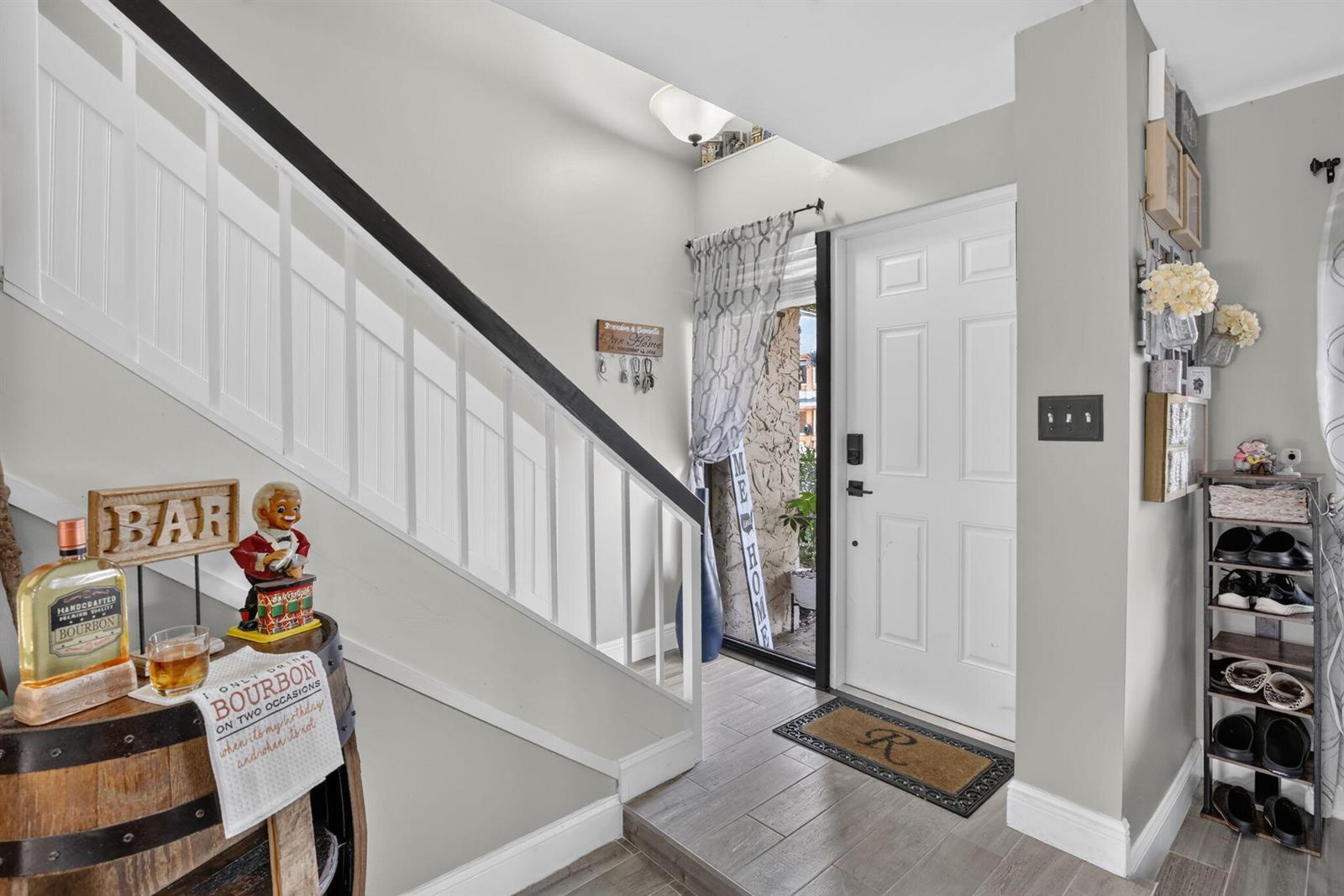 124 Wimbledon Lake Drive, Plantation FL 33324 photo 4