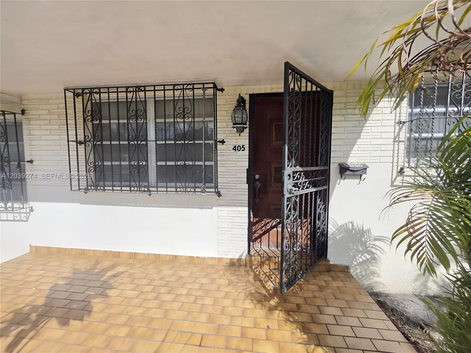 405 SE 4th Ave, Hialeah FL 33010 photo 5