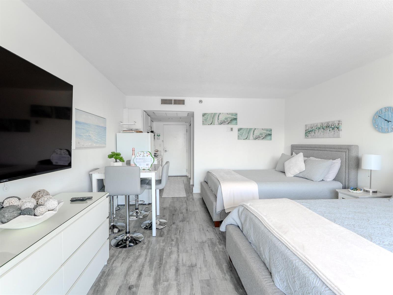 19201 Collins Avenue # 1038, Sunny Isles Beach FL 33160 photo 5