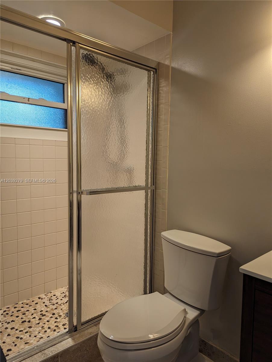 3446 Oak Dr, Hollywood FL 33021 photo 5