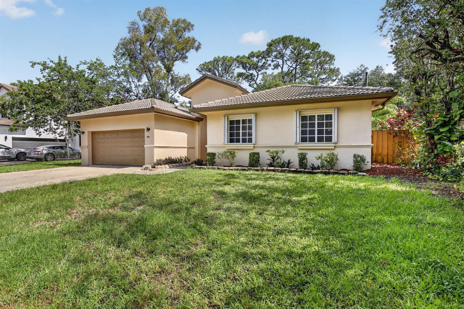 1445 SW 11th Place, Fort Lauderdale FL 33315 photo 3