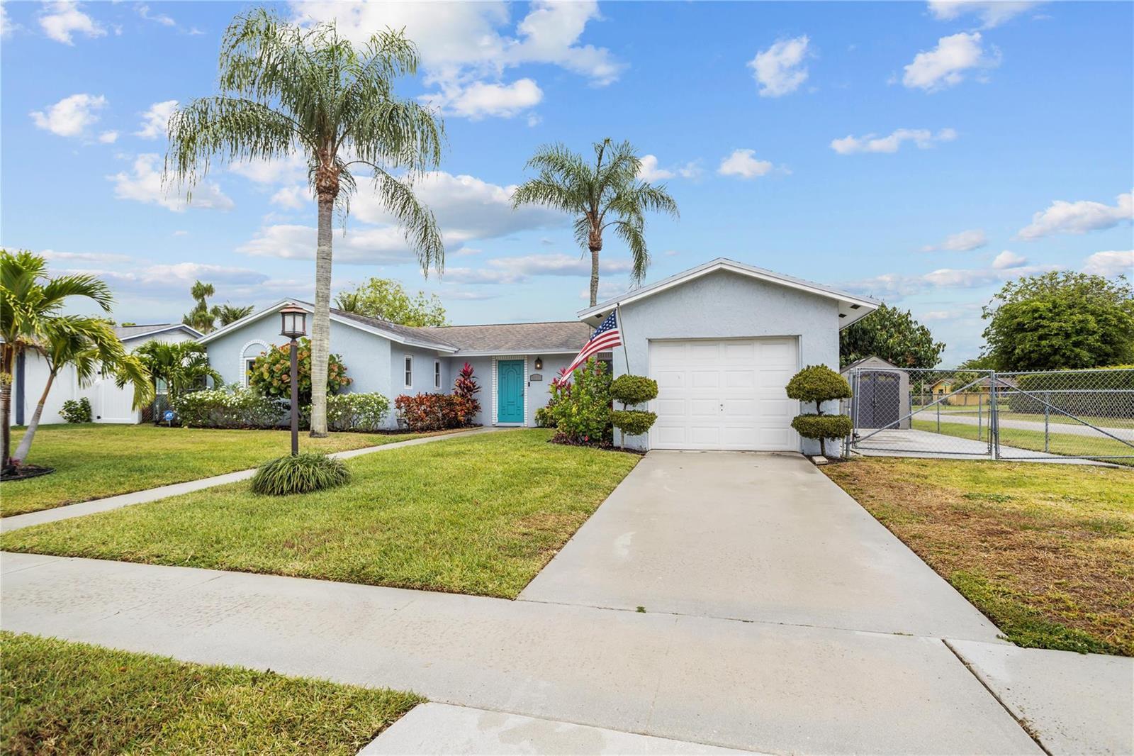 6579 Country Wood Way, Delray Beach FL 33484