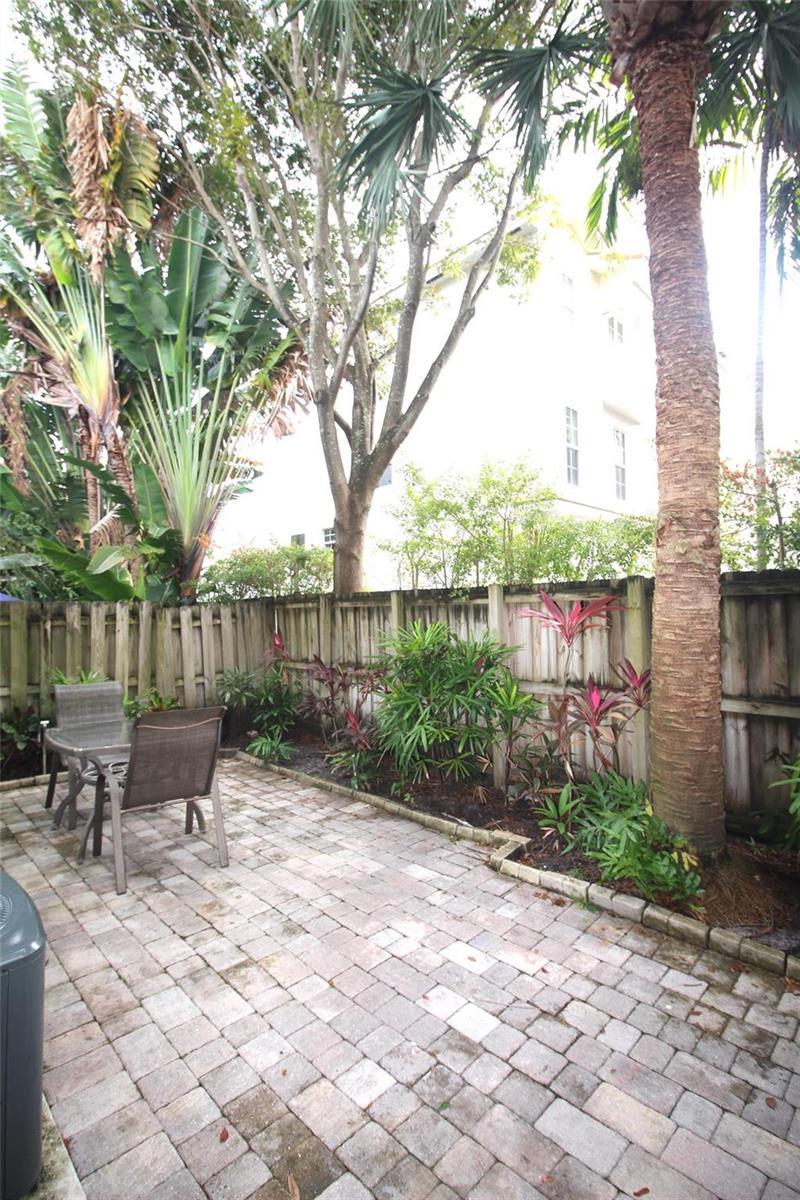 820 NE 28th Street # 2, Wilton Manors FL 33334 photo 2