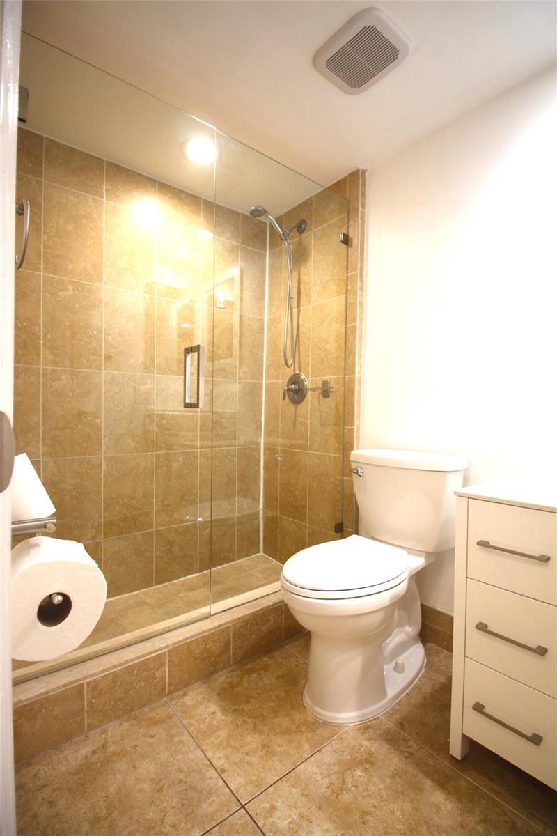 820 NE 28th Street # 2, Wilton Manors FL 33334 photo 5