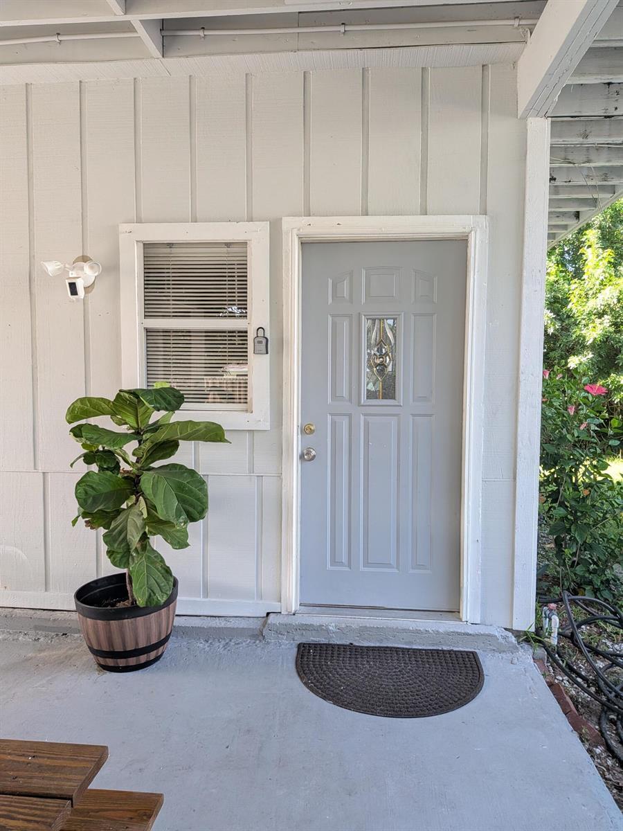 1866 9th Place, Vero Beach FL 32960 photo 3