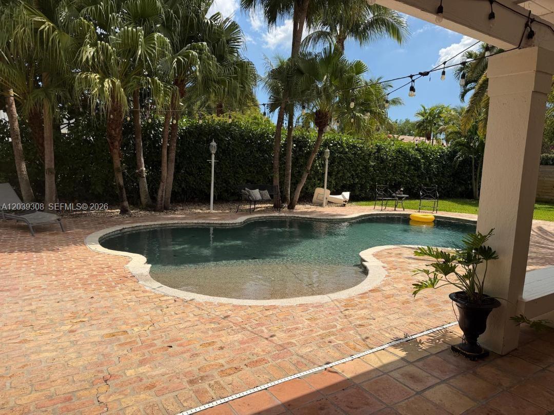 11521 SW 98th Ct, Miami FL 33176