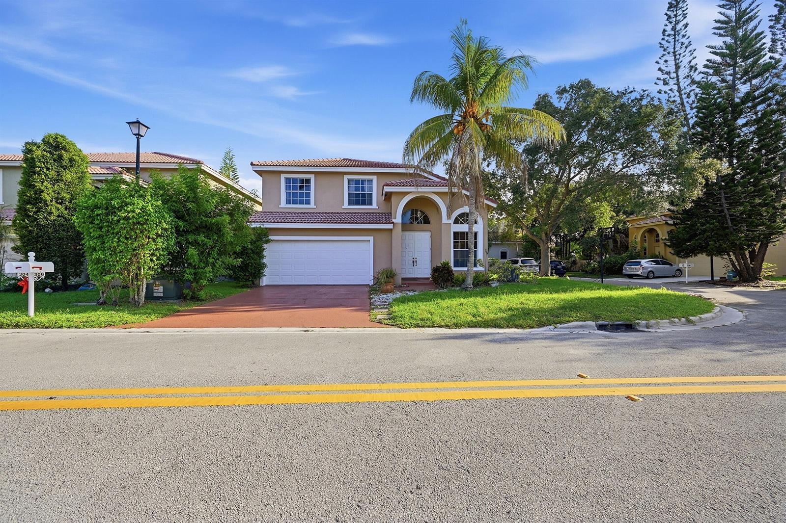 306 NW 115th Way, Coral Springs FL 33071 photo 4