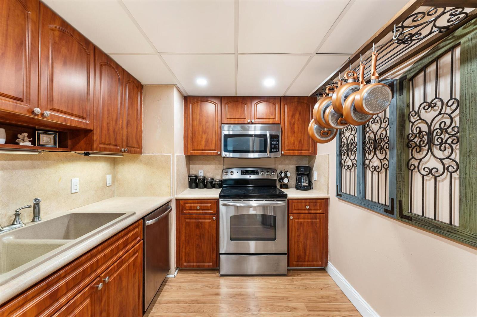 5600 N Flagler Drive # 402, West Palm Beach FL 33407 photo 5