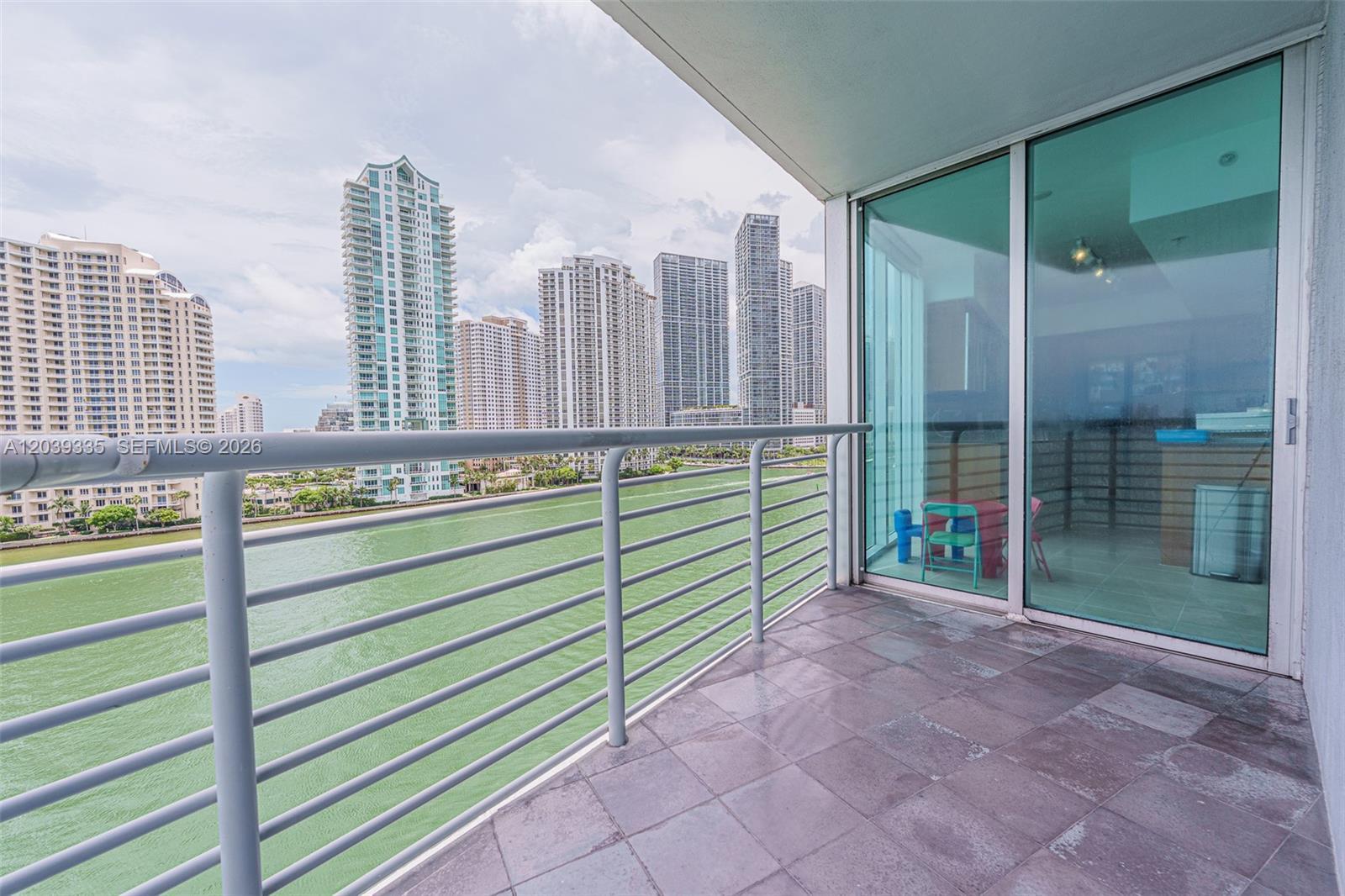 335 S Biscayne Blvd # 1009, Miami FL 33131 photo 5
