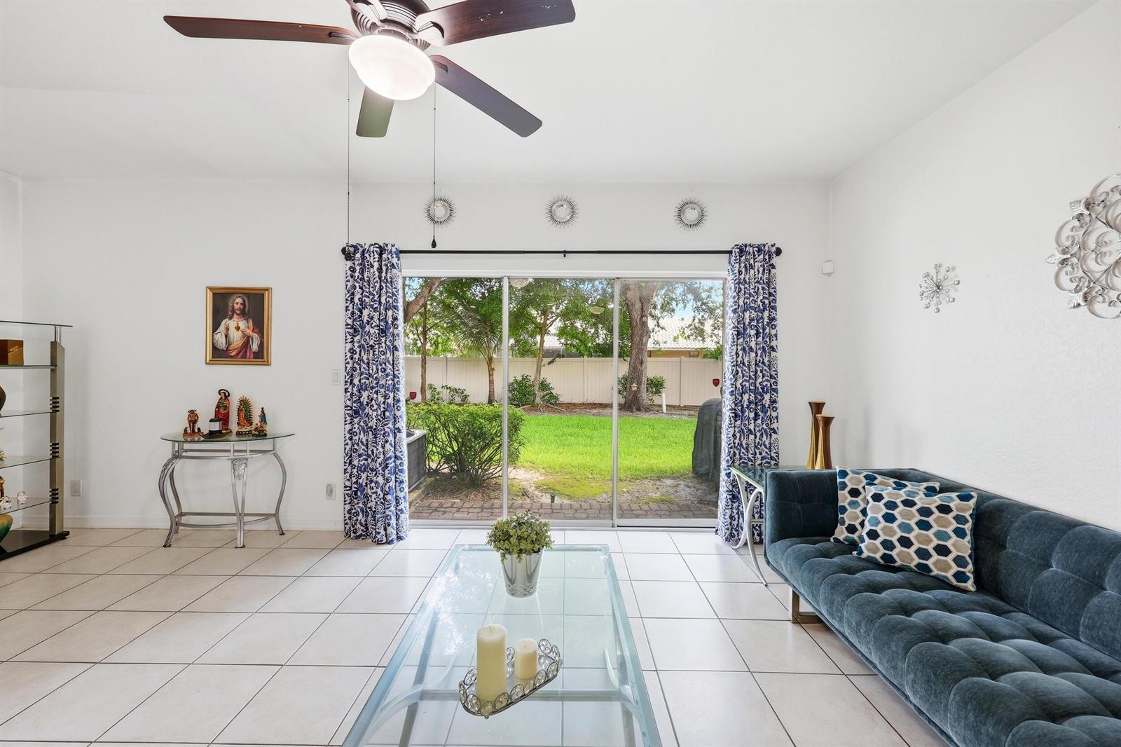 13352 Georgian Court, Wellington FL 33414 photo 5