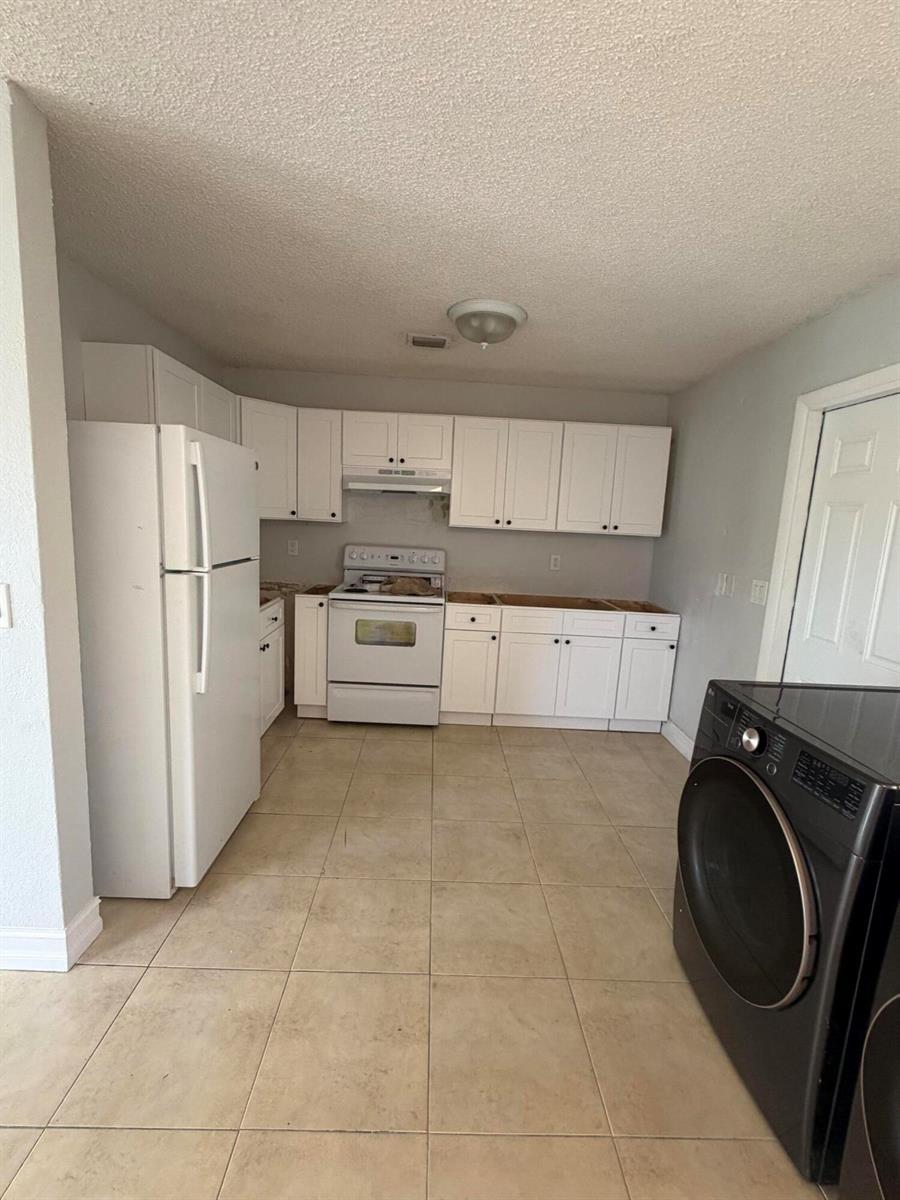 1643 NE 3rd Avenue, Delray Beach FL 33444 photo 3