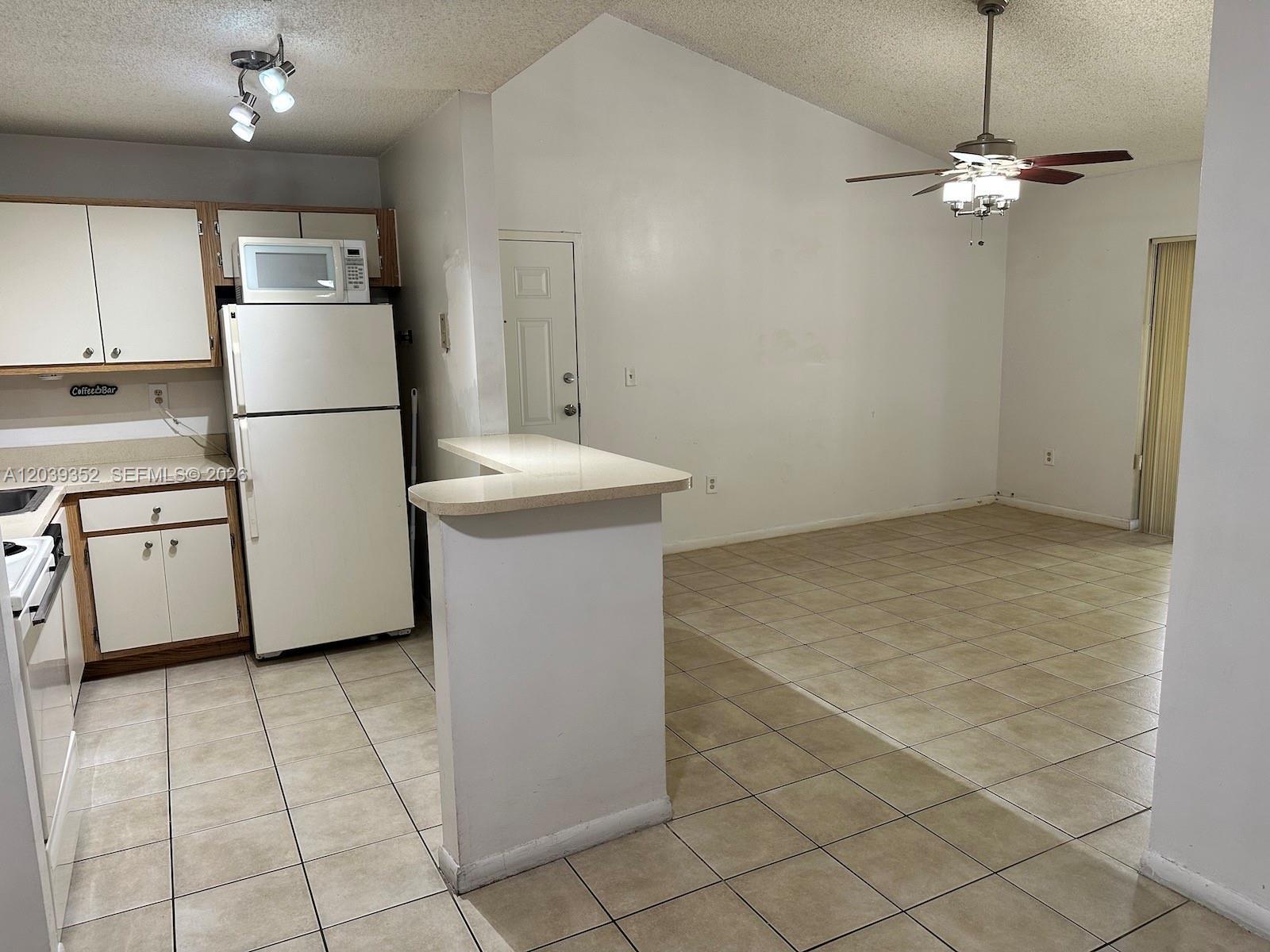 7200 NW 179th St # 311, Hialeah FL 33015 photo 4