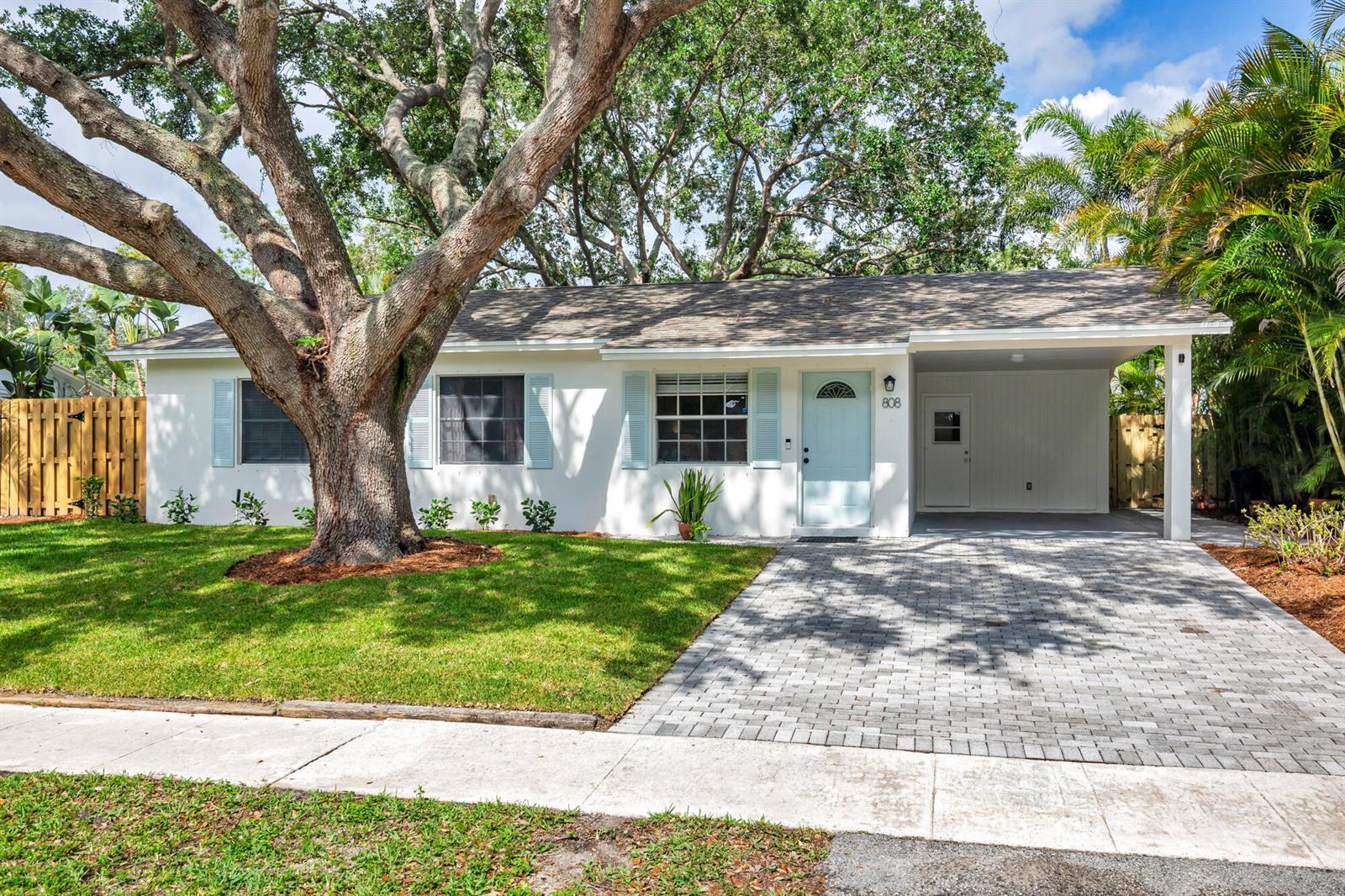 808 Iroquois Street, Jupiter FL 33458 photo 2
