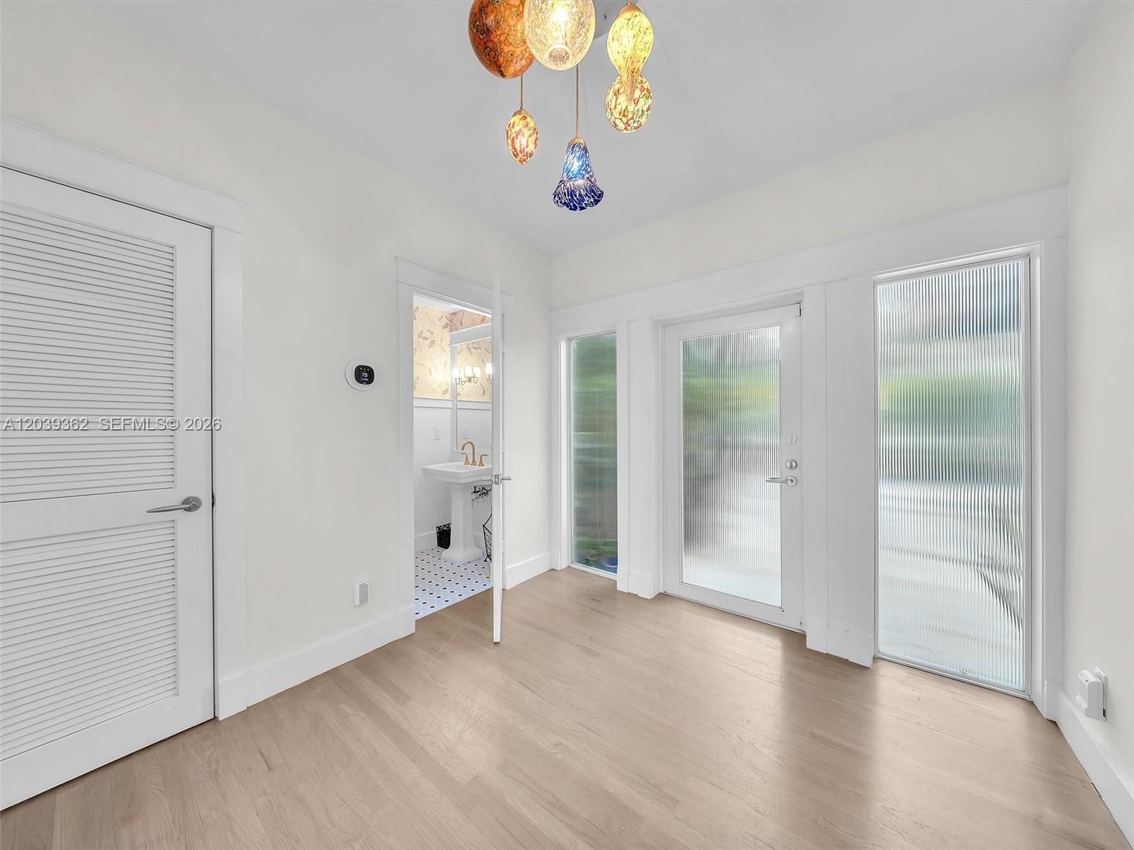 736 NE 17th Way, Fort Lauderdale FL 33304 photo 4