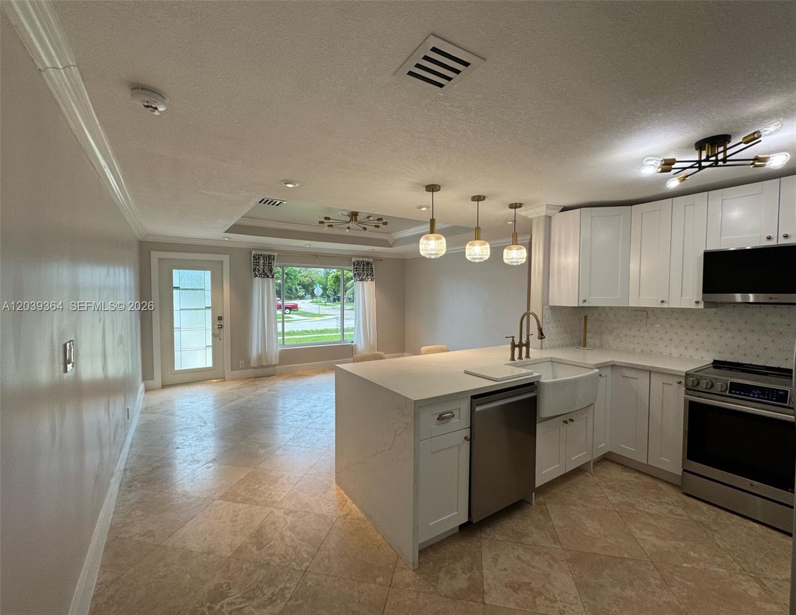 2181 SW 50th Ave, Fort Lauderdale FL 33317 photo 4