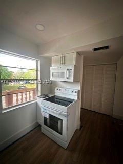 9272 SW 3rd St # 413, Boca Raton FL 33428 photo 2