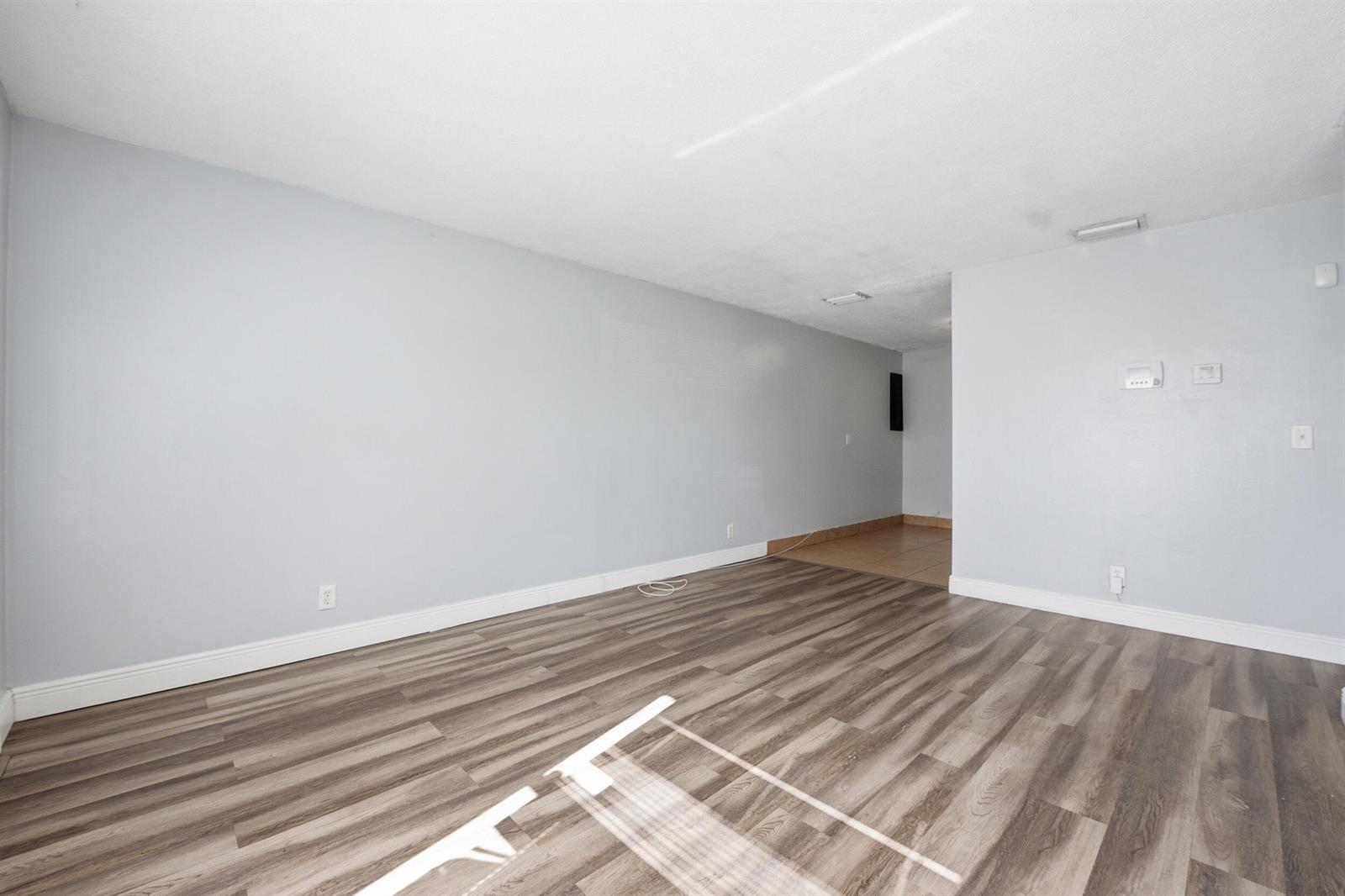 2001 A E Isaacs Avenue # 2007, West Palm Beach FL 33407 photo 2