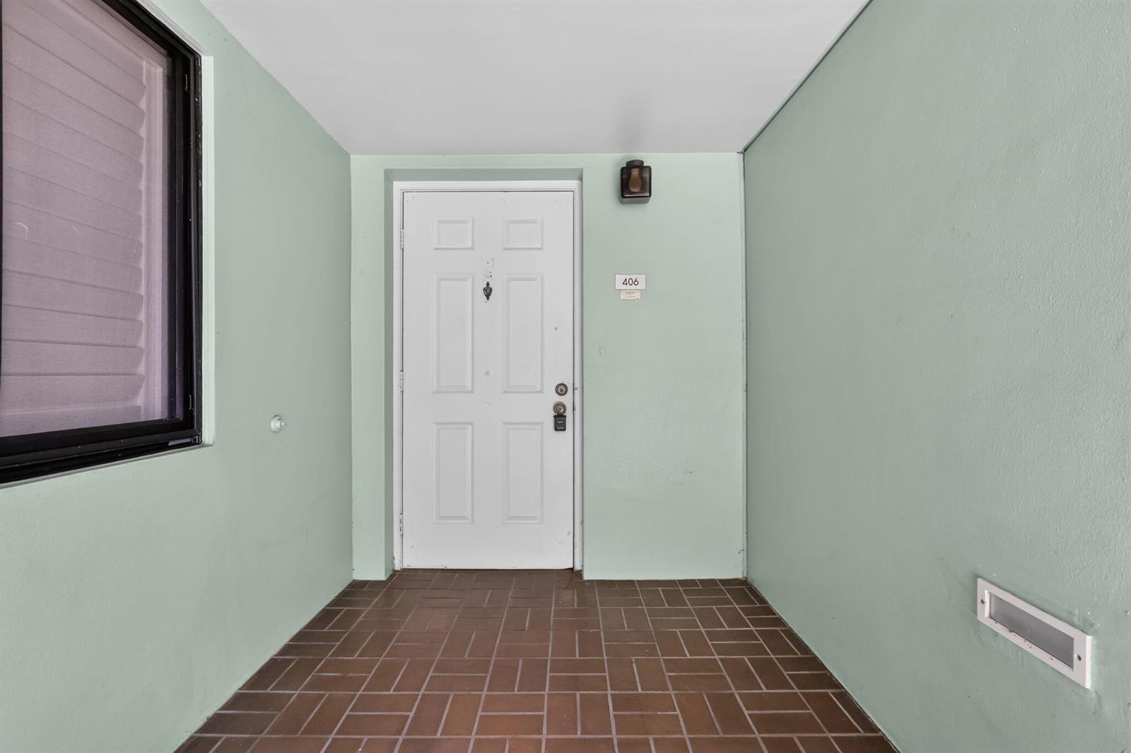 5884 Morningstar Circle # 406, Delray Beach FL 33484 photo 3