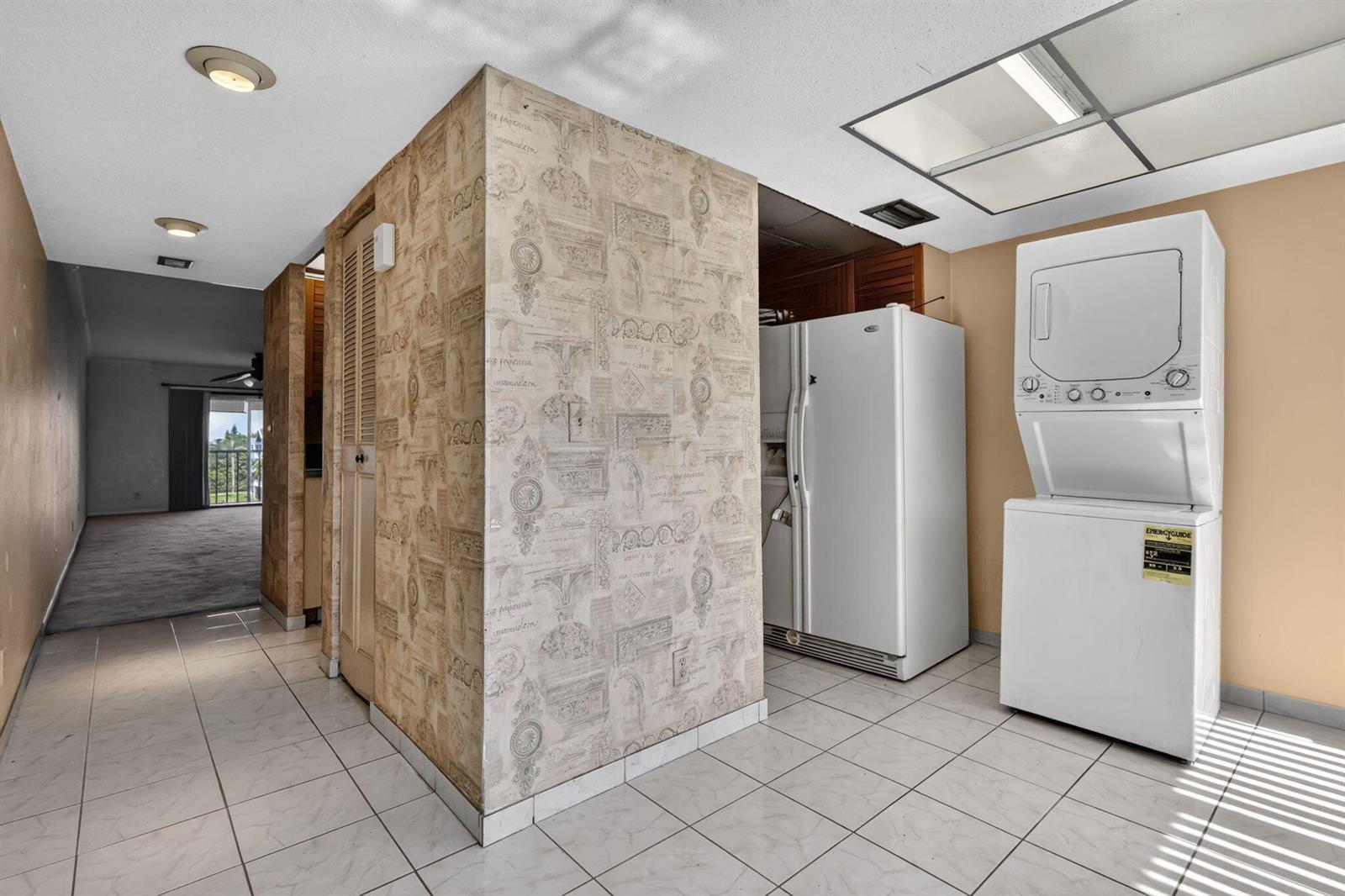 5884 Morningstar Circle # 406, Delray Beach FL 33484 photo 4