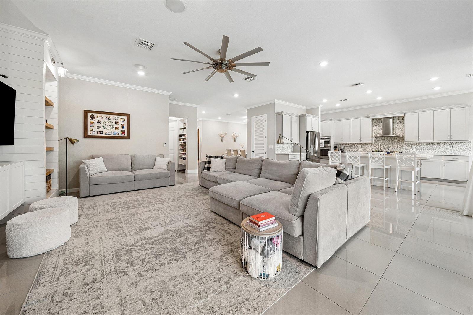1161 Wandering Willow Way, Loxahatchee FL 33470 photo 4