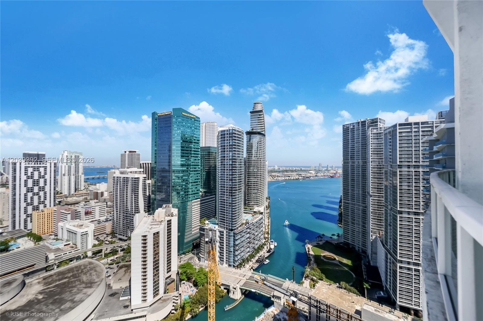 41 SE 5th St # 2409, Miami FL 33131 photo 5
