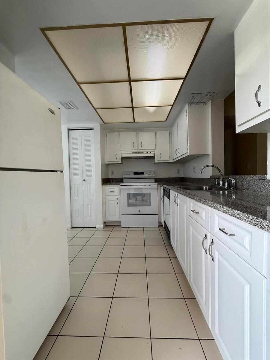 7895 Margate Boulevard # 203, Margate FL 33063 photo 4