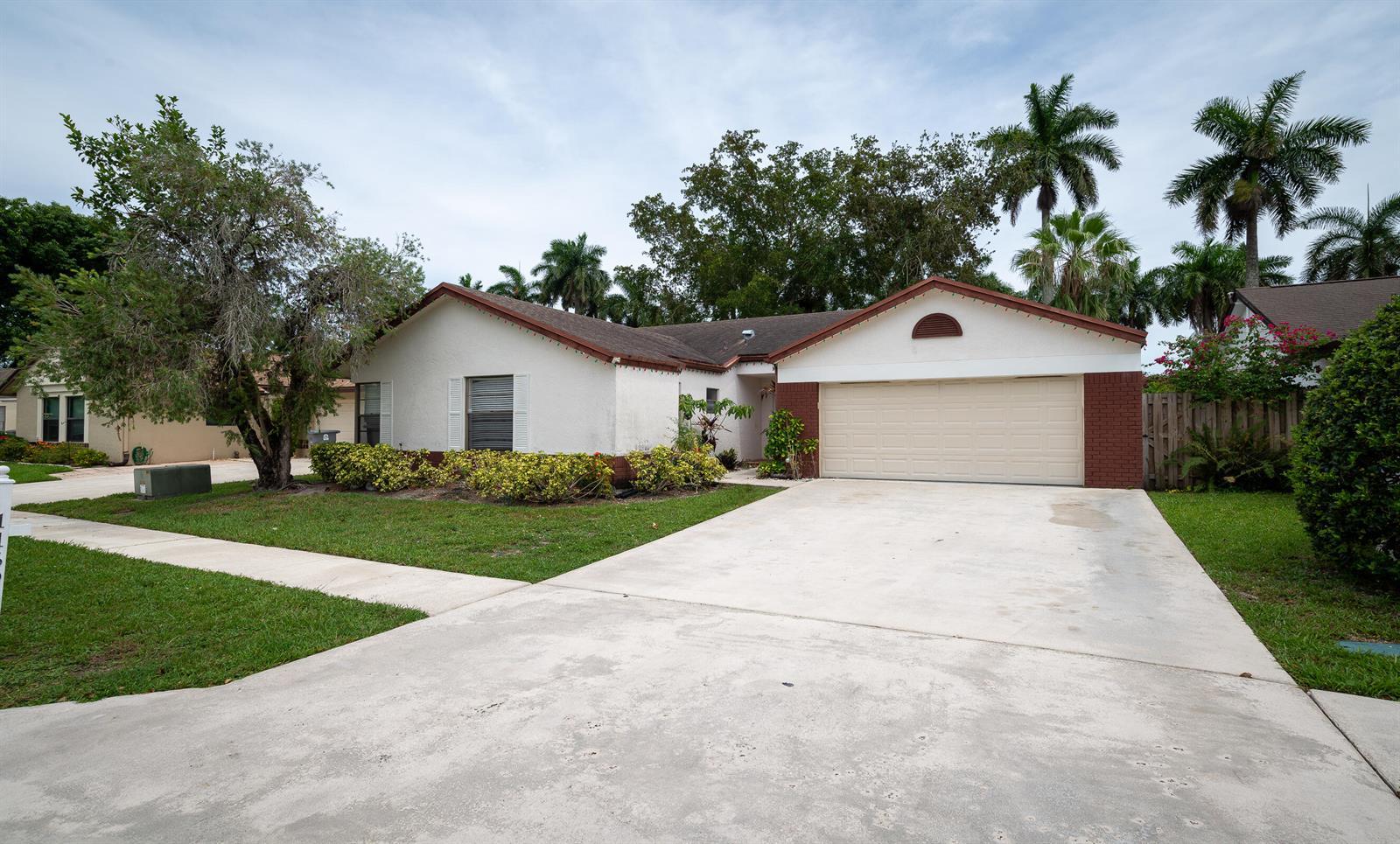11690 Timberwood Road, Boca Raton FL 33428 photo 2