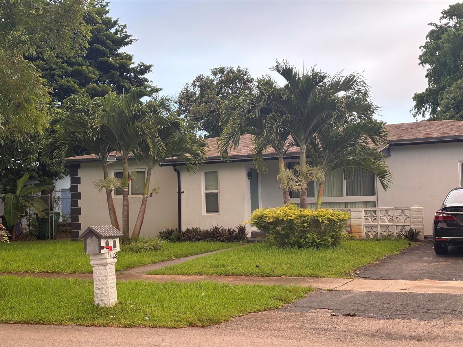2100 SW 67th Way, Miramar FL 33023 photo 3