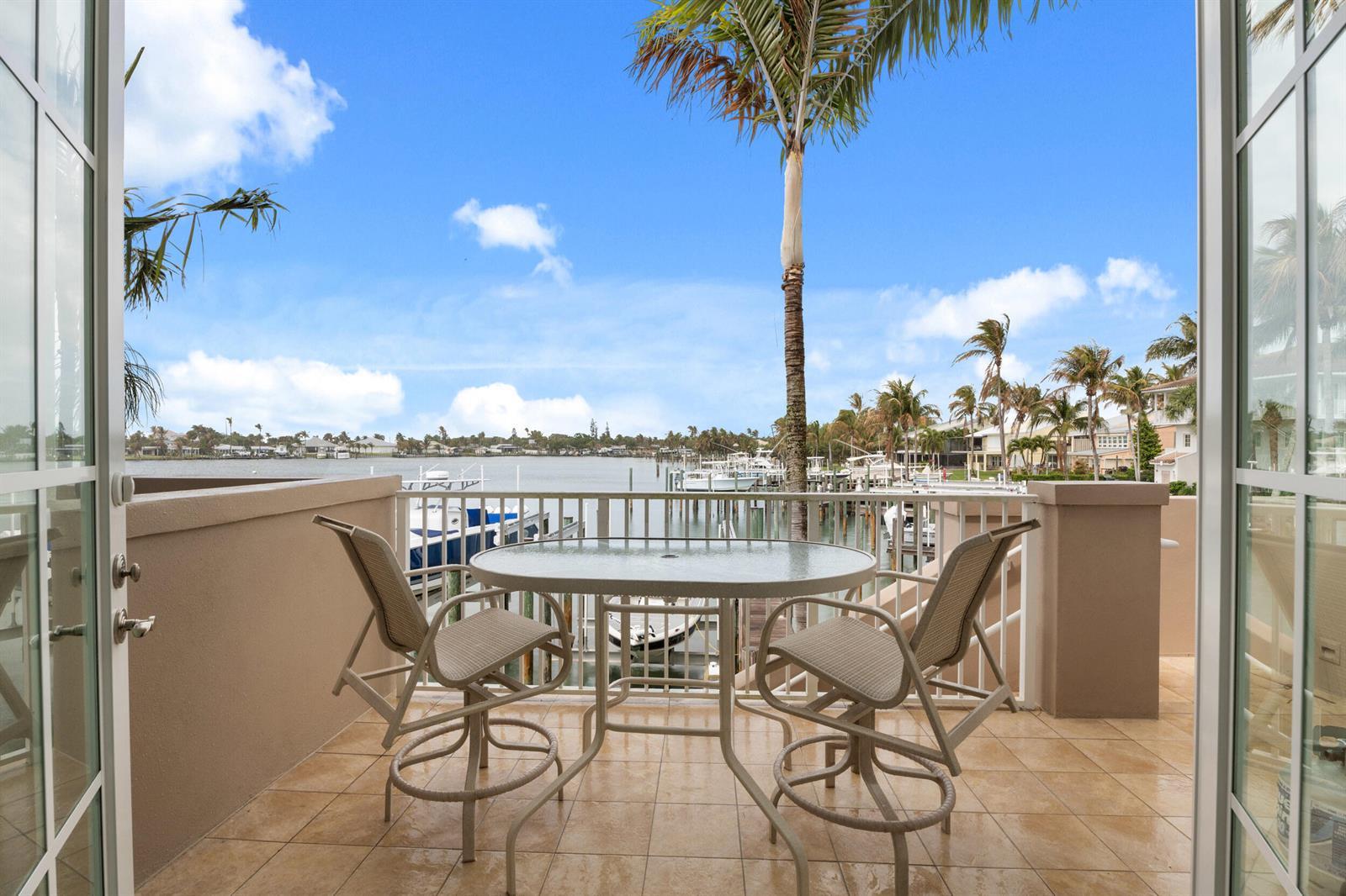 1560 Island Cove Road, Fort Pierce FL 34949