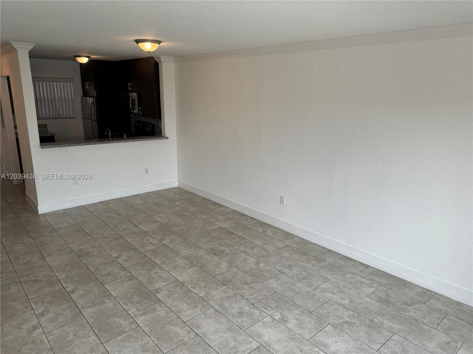 365 NE 125th St # 402, North Miami FL 33161 photo 5