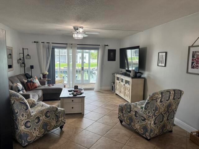 121 Wettaw Lane # 115, North Palm Beach FL 33408