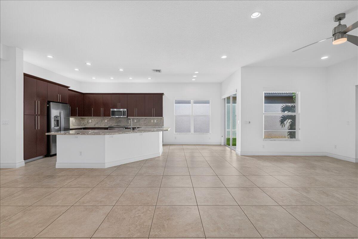8681 Cathedral Peak Court, Boynton Beach FL 33473 photo 5